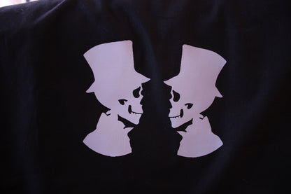 Love and Death Kangaskassi