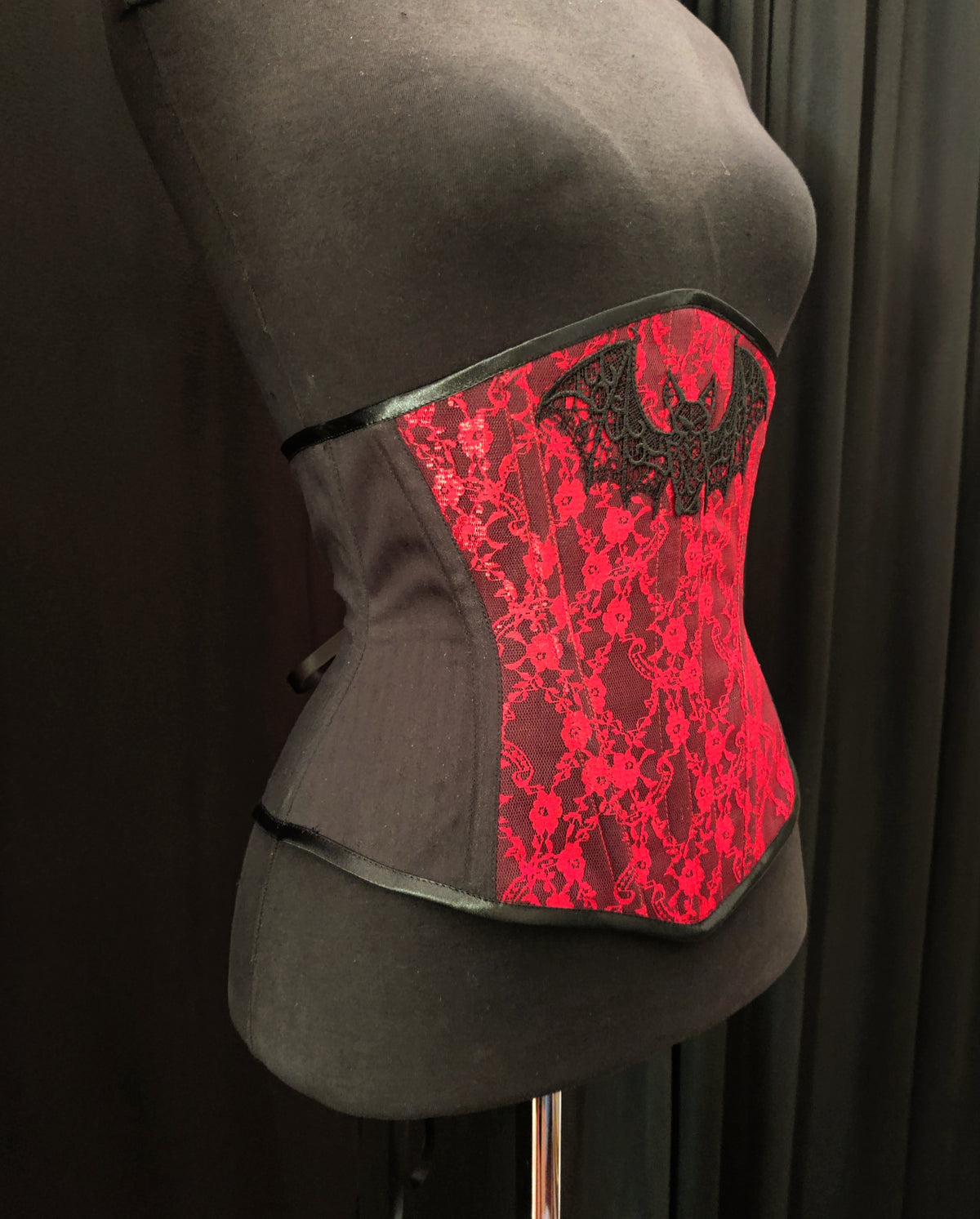 Bloody Mary lepakko (66cm)