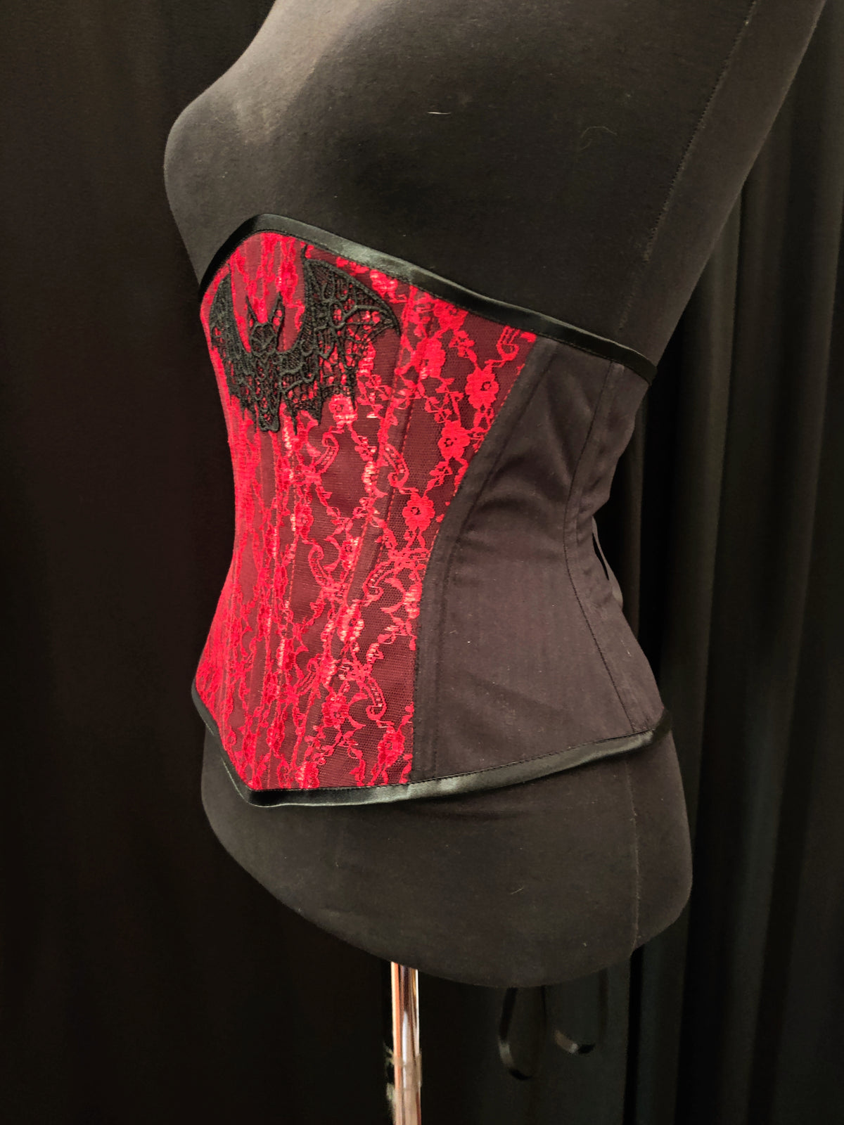 Bloody Mary lepakko (66cm)